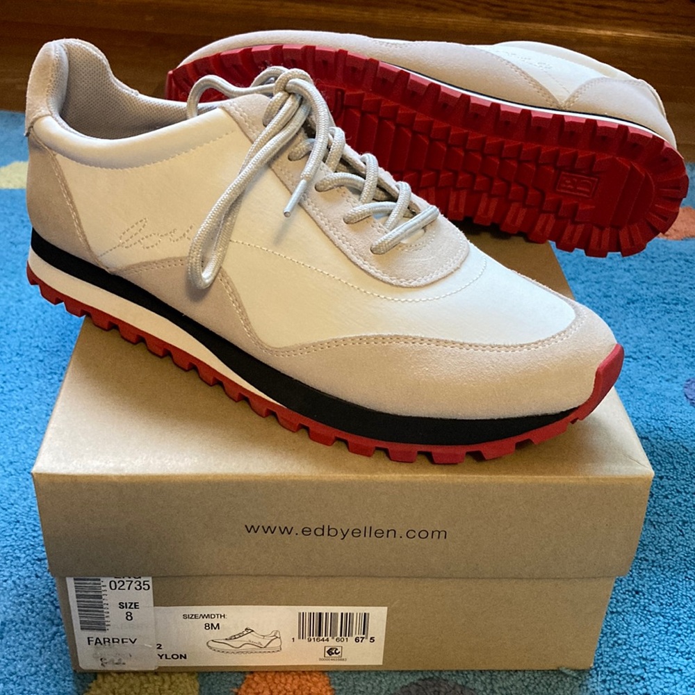 Ellen Degeneres tennis shoes